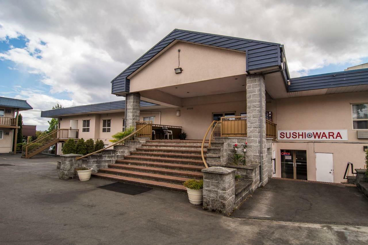 Port Augusta Inn Comox Exterior photo